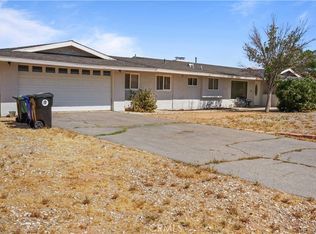 13814 Kiowa Rd, Apple Valley, CA 92307