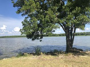 178 S Oak Bluff St, Trinity, TX 75862