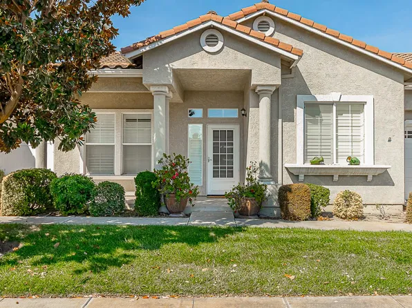 109 Little Johns Creek Dr, Oakdale, CA 95361