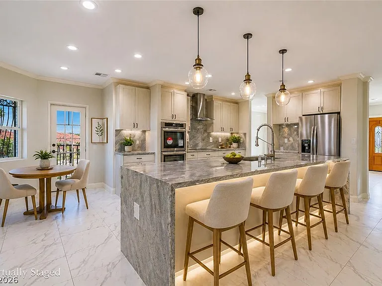 60 E Levi Ave — Photo 18