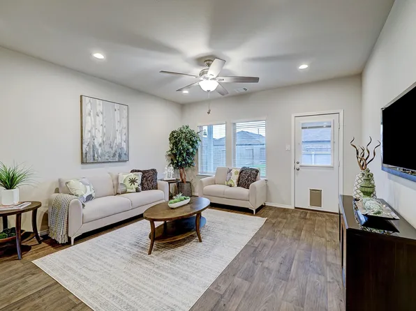 14242 W Pine Heart Dr, Conroe, TX 77302