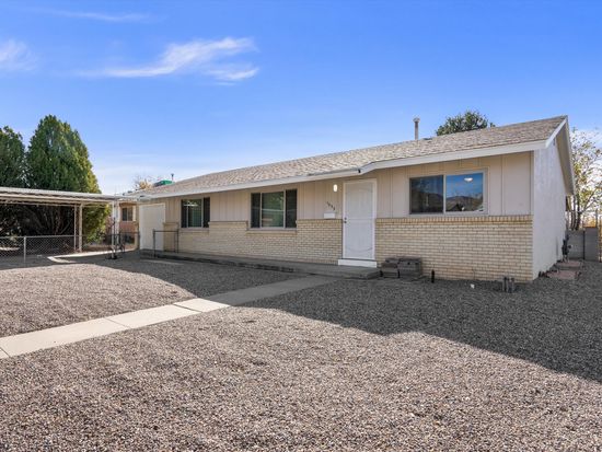 1033 Luthy Cir NE, Albuquerque, NM 87112