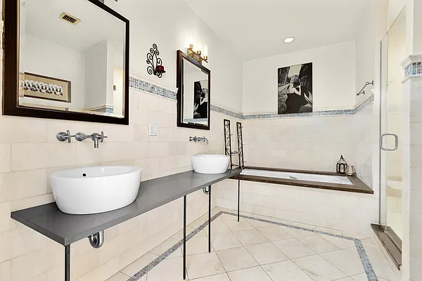 Rented by Douglas Elliman | media 21