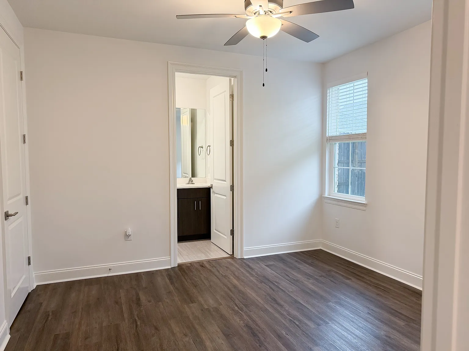 315 Bailey Dr — Photo 4
