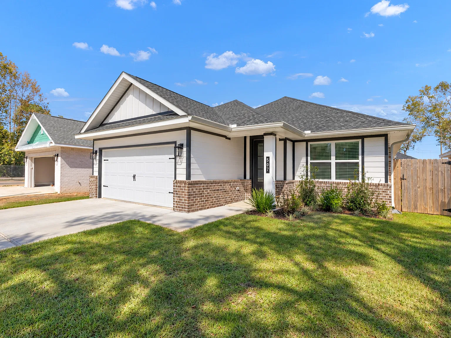 4 bed, 1812 sqft, $2,800 — Photo 1