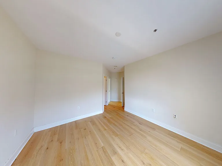 38 Maryland Ave #320 — Photo 11