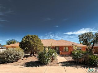 49 N Sky Loop, Roswell, NM 88201