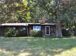 6 Quarry Rd, Simsbury, CT 06070