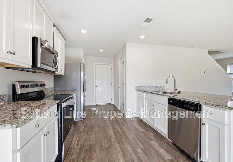 608 Frosty Way — Photo 26