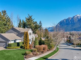 1410 SW 10th St, North Bend, WA