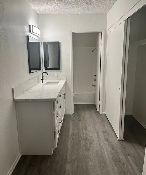 Stone Creek Apartments — Photo 21