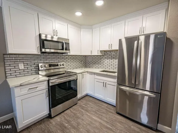 276 Lake Havasu Ave S APT C31, Lake Havasu City, AZ 86403