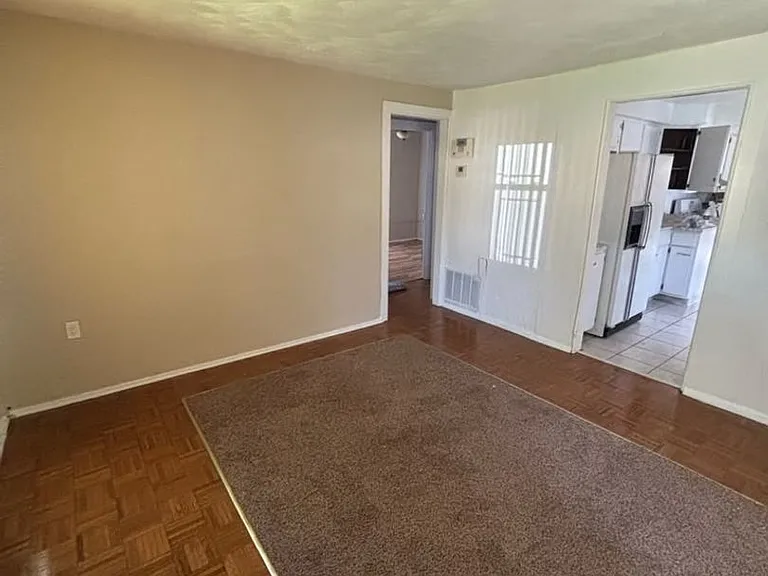 2326 Rhode Island St — Photo 4
