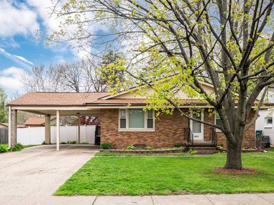 3217 N Twelve Oaks Dr, Peoria, IL, 61604
