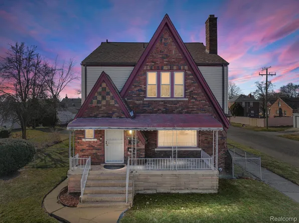 8165 Coyle St, Detroit, MI 48228