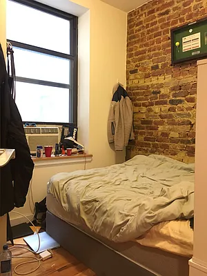 Rented by Meraki Realty LLC | media 32