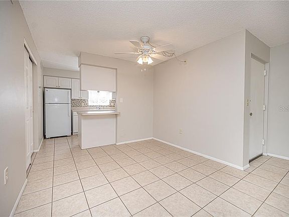 3rd image of 2621 Pine Lake Ter Unit B