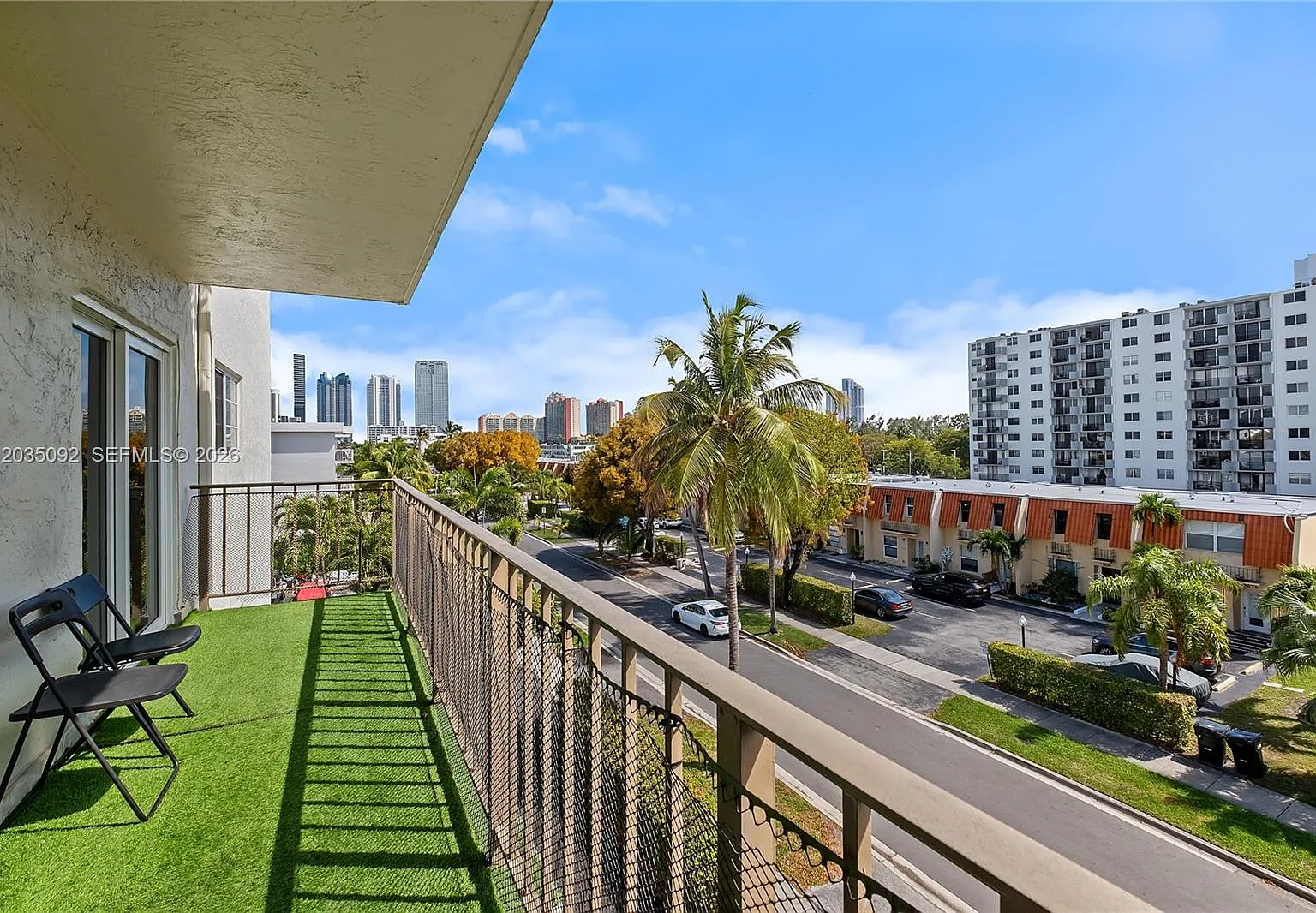 Caribbean House Condo — Photo 1