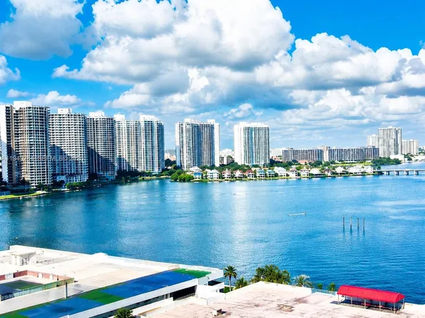 250 174th St APT 1510, Sunny Isles Beach, FL 33160