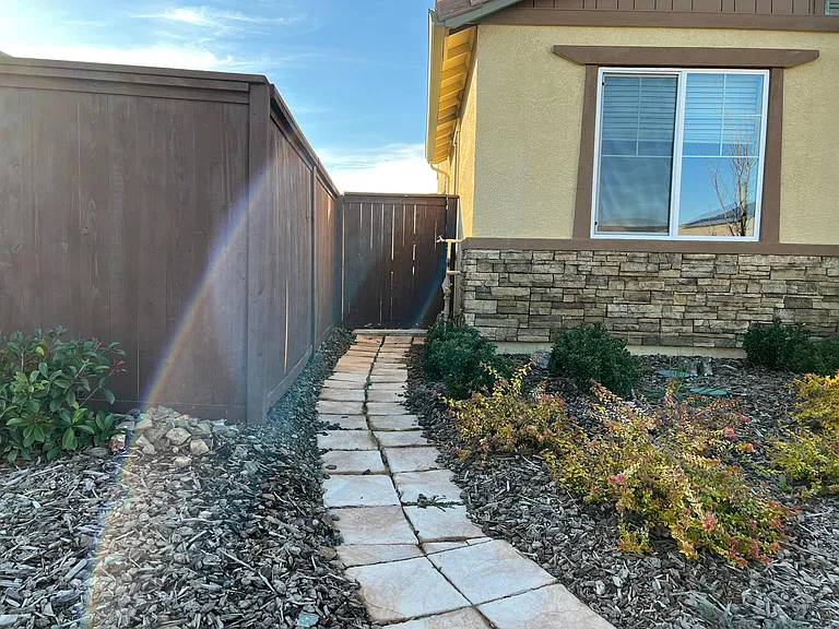 Crawford Dr — Photo 5