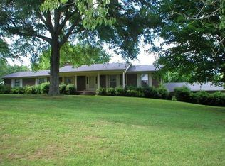 1524 Grandaddy Rd, Lawrenceburg, TN 38464