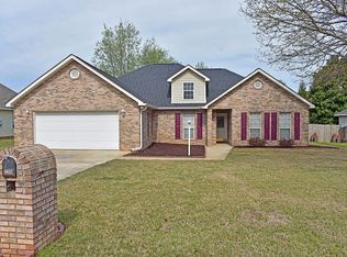 230 Golden Eagle Dr, Kathleen, GA 31047