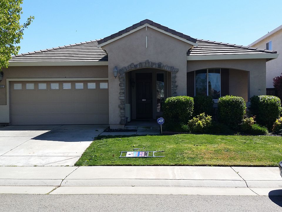1st image of 1052 Ashford Ln