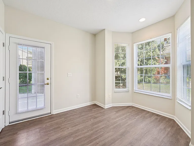 The Residences at Scioto Crossing — Photo 15