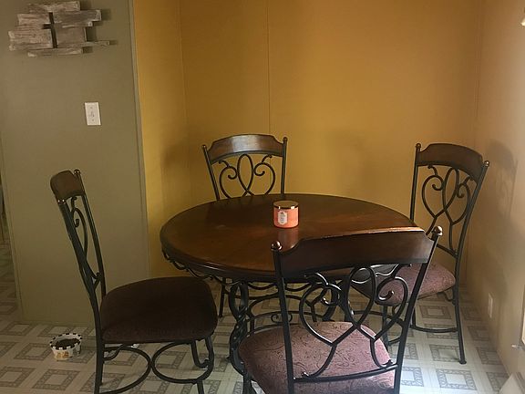 4th image of 21 Northwood Dr