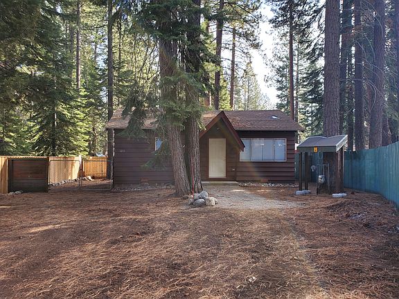 3rd image of 1211 Tata Ln