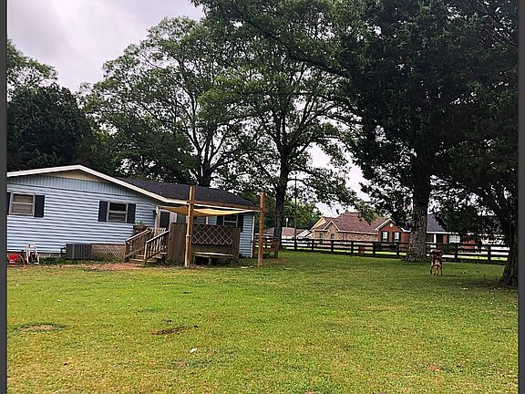 Side w/ master br. deck.