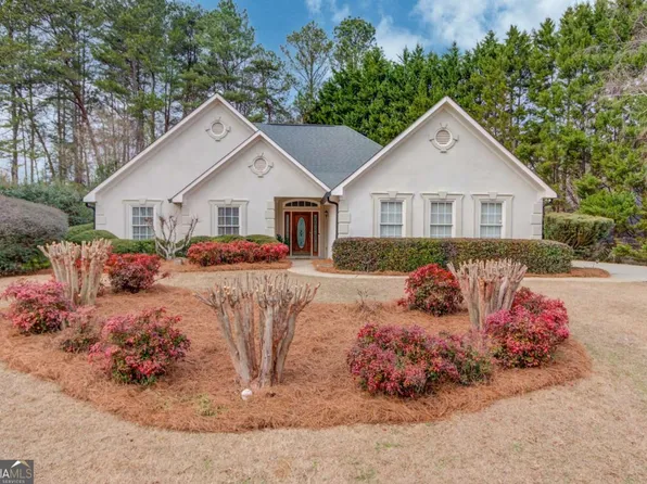 608 Sweetfern Ln, Sugar Hill, GA 30518