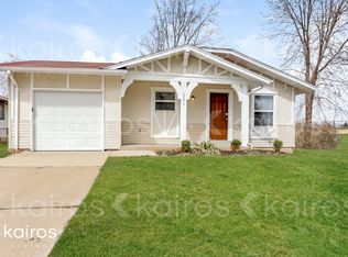 3273 Yvette Ct, Florissant, MO 63031