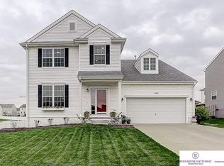 8814 S 164th St, Omaha, NE 68136