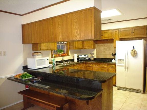 5th image of 3157 Dogwood Ln