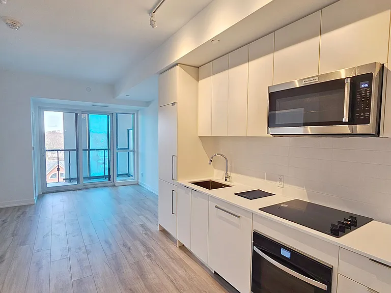 181 Sheppard Ave E #522 — Photo 6