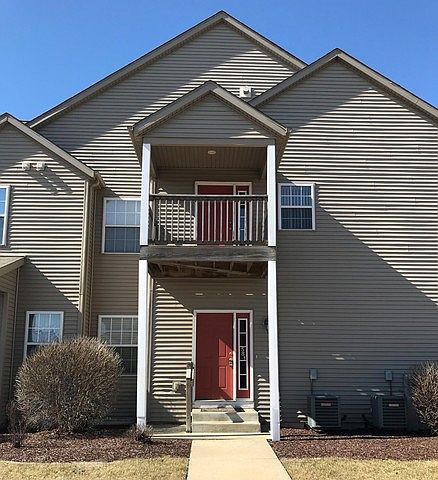 1st image of 581 Stonegate Dr #11