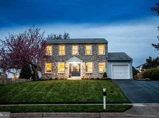 219 Yorkshire Dr, Newtown, PA 18940