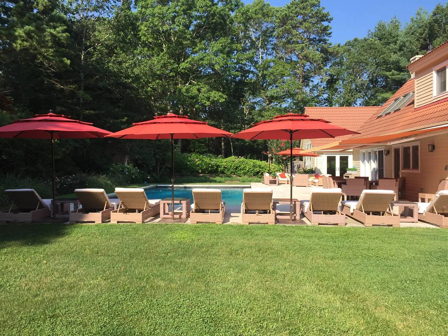 Wonderful Wainscott — Photo 4