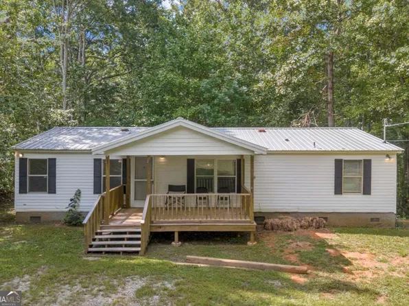135 April Trce, Dawsonville, GA 30534