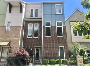 2280 Cityview Dr, Cleveland, OH 44113