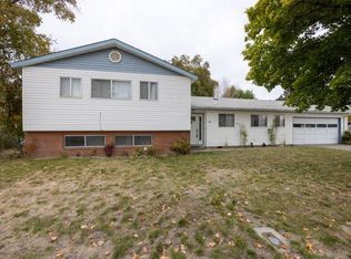 622 NE Lakeside Dr, Madras, OR 97741