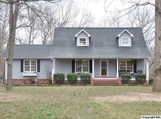 1715 Matthew St NW, Fort Payne, AL 35968