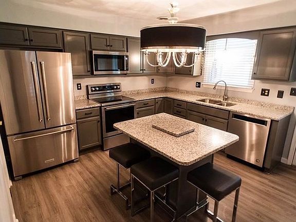 5th image of 4907 Lucerne Rd