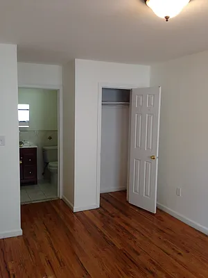 Rented by Owner | media 27