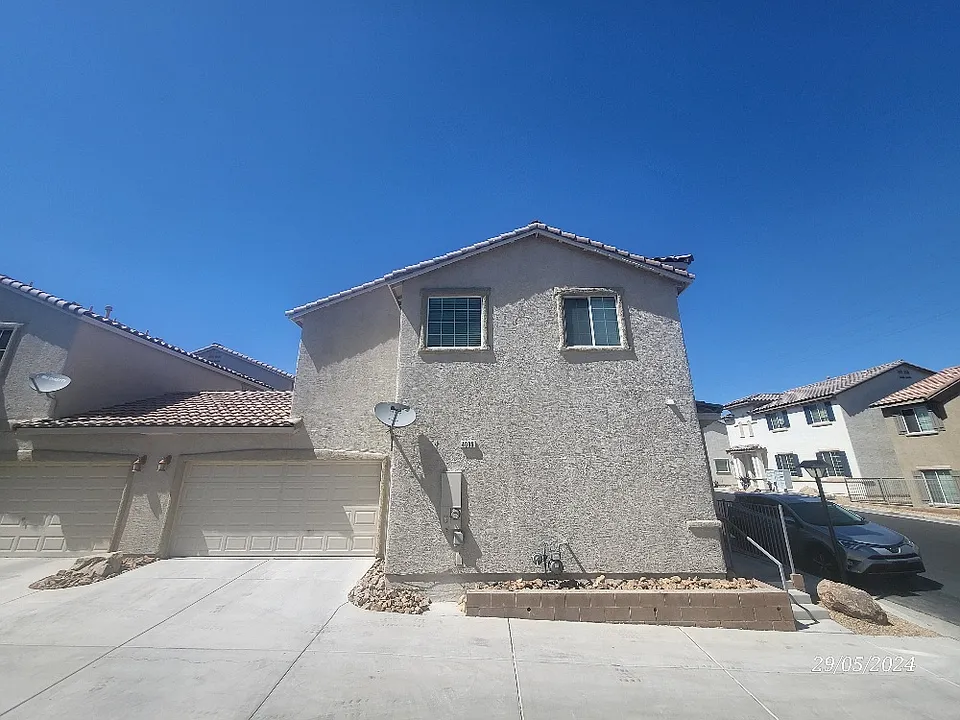 4095 Sparrow Rock St