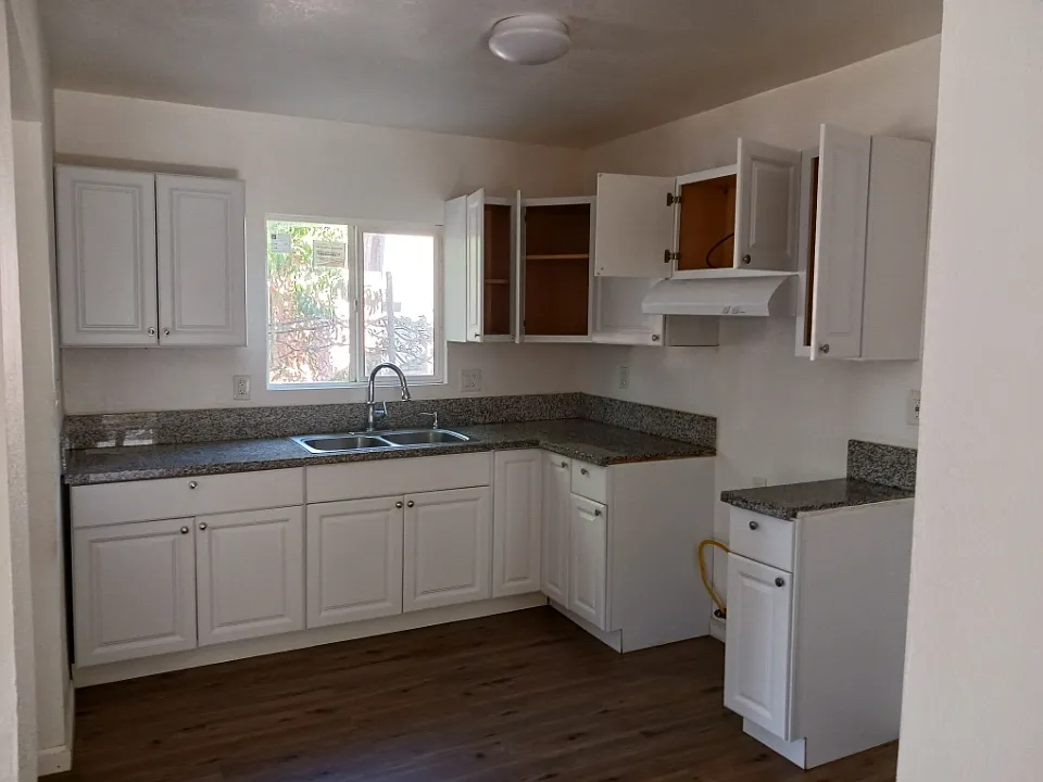 3 bed, 1149 sqft, $2,700 — Photo 4