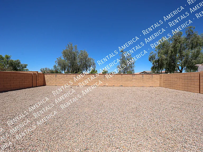 18166 N Jameson Dr — Photo 39