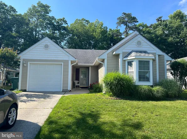 210 Mohican Ln, Little Egg Harbor, NJ 08087