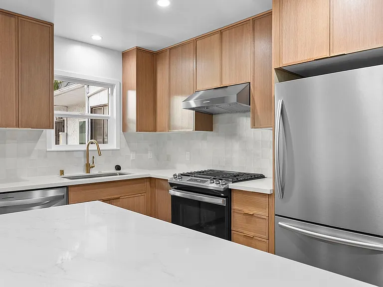 526 Lime Avenue — Photo 39